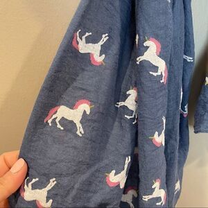 David & Young Unicorn perfectly adjusted Scarf